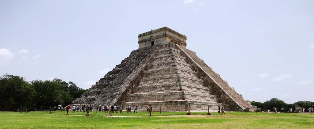 Places to visit when moving to Mexico: Ruins of Chicen Itza