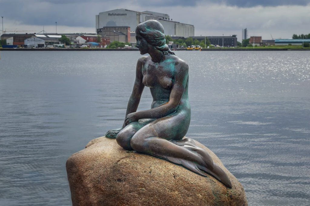 Famous Little Mermaid statue in Copenhagen, Denmark